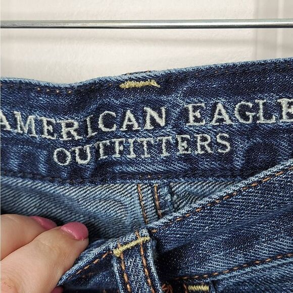 American Eagle Denim Shorts size 6 - Picture 4 of 5